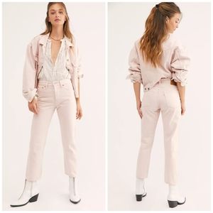 Levi's Wedgie Straight Pink Cropped Jeans